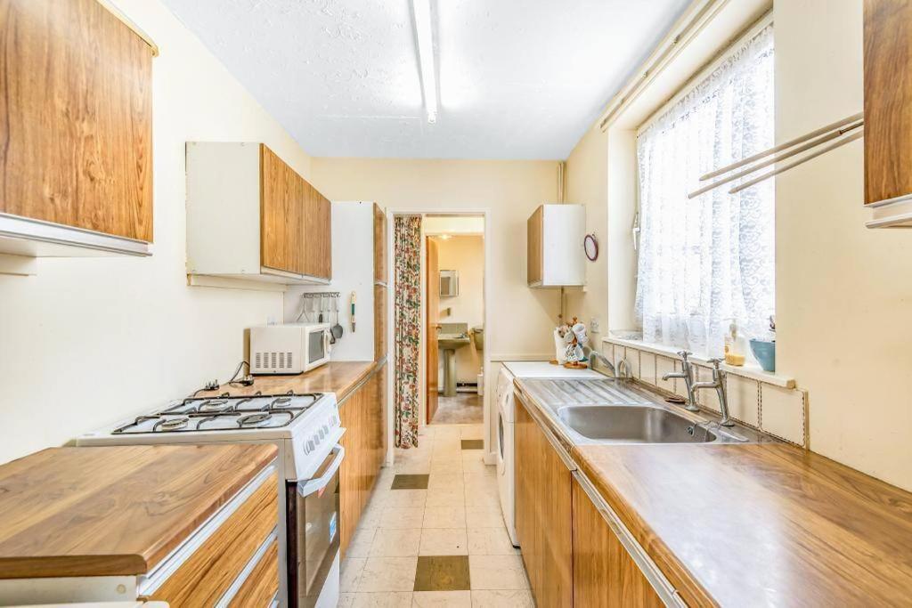 Tallis House, Sleeps 5, Near Centre, Free Parking, Long Or Short - By Nmb Manchester