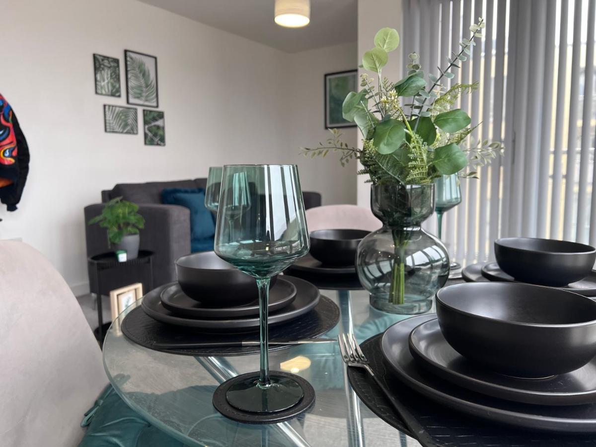 Luxury 2 Bed With Skyline Views. Appartement
