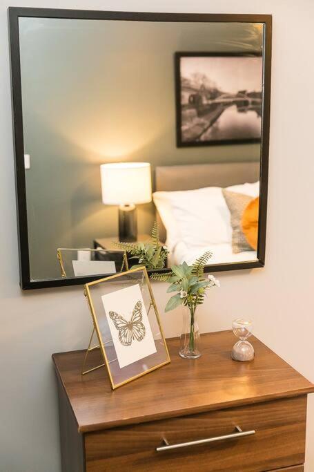 Apartment 2 Bedroom With Space For 6