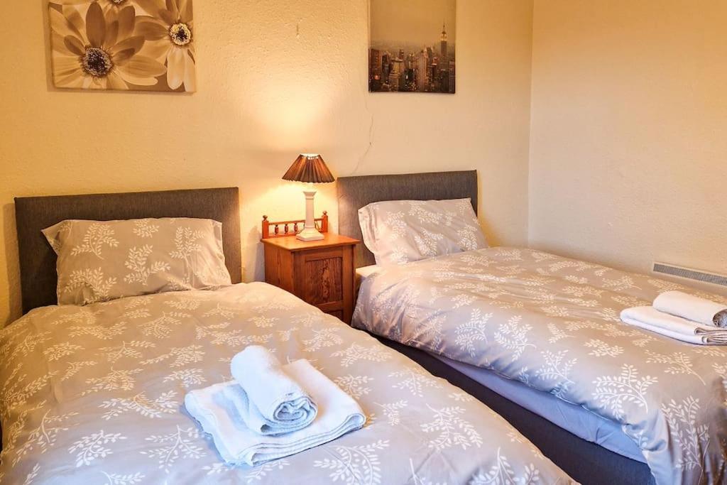 Tallis House, Sleeps 5, Near Centre, Free Parking, Long Or Short - By Nmb * Manchester
