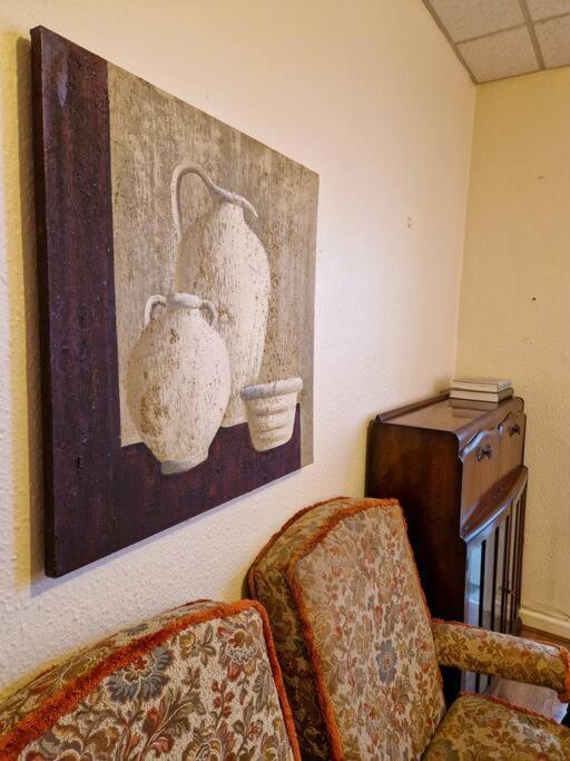 Holiday home Tallis House, Sleeps 5, Near Centre, Free Parking, Long Or Short - By Nmb *