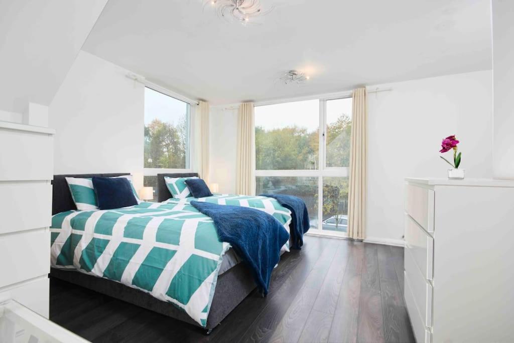 Apartment Dellehomes- Free Parking, Wfh, Family-friendly Manchester