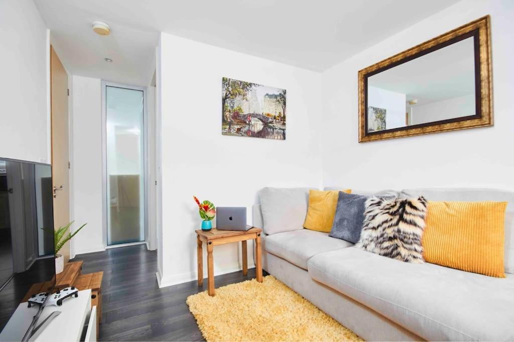 Dellehomes- Free Parking, Wfh, Family-friendly Apartment