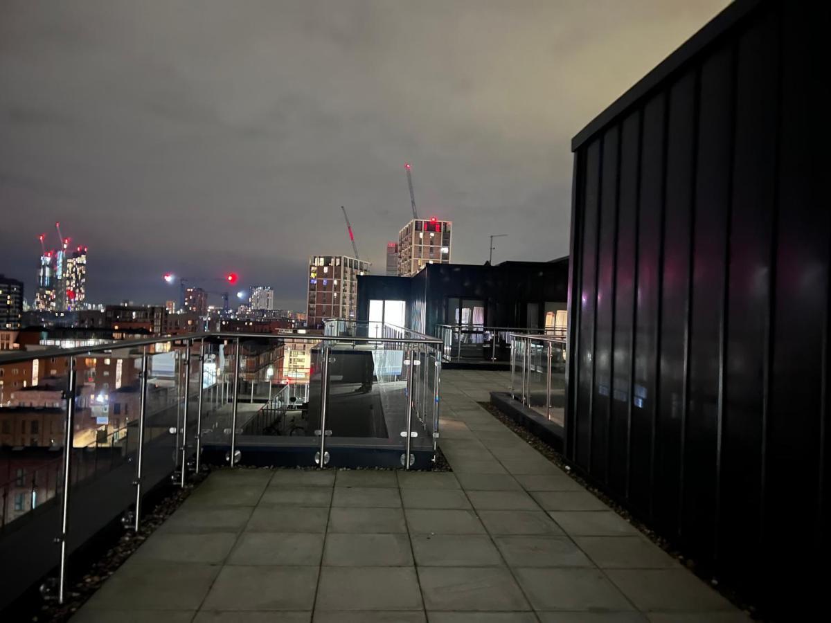 Appartement Luxury 2 Bed With Skyline Views. *