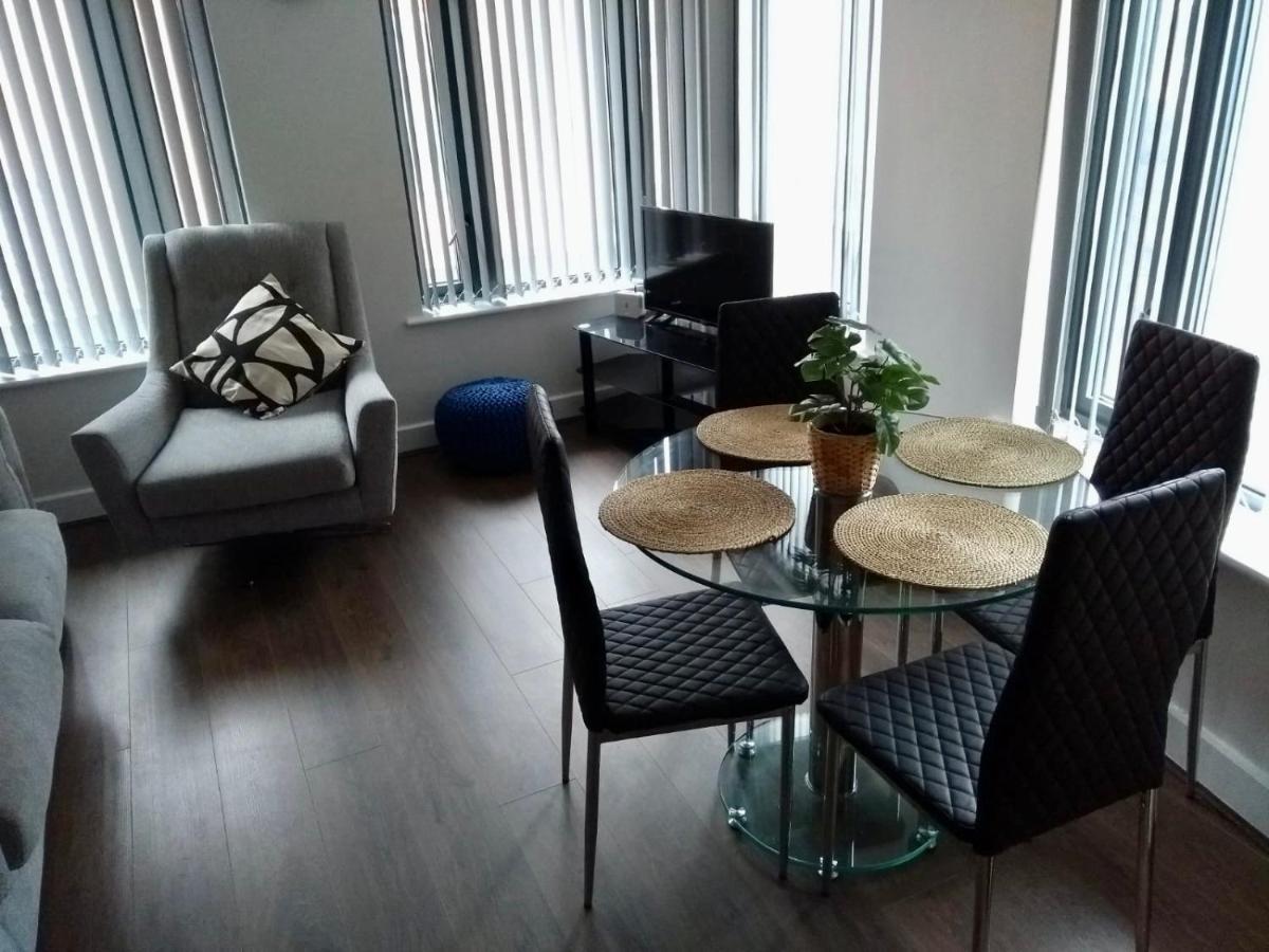 2 Bed Flat Near Deansgate