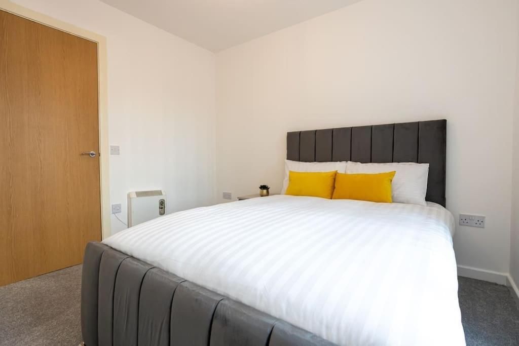 Apartment M5 Ordsall - Spacious 2 Bedroom City