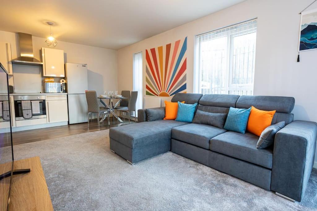 M5 Ordsall - Spacious 2 Bedroom City *