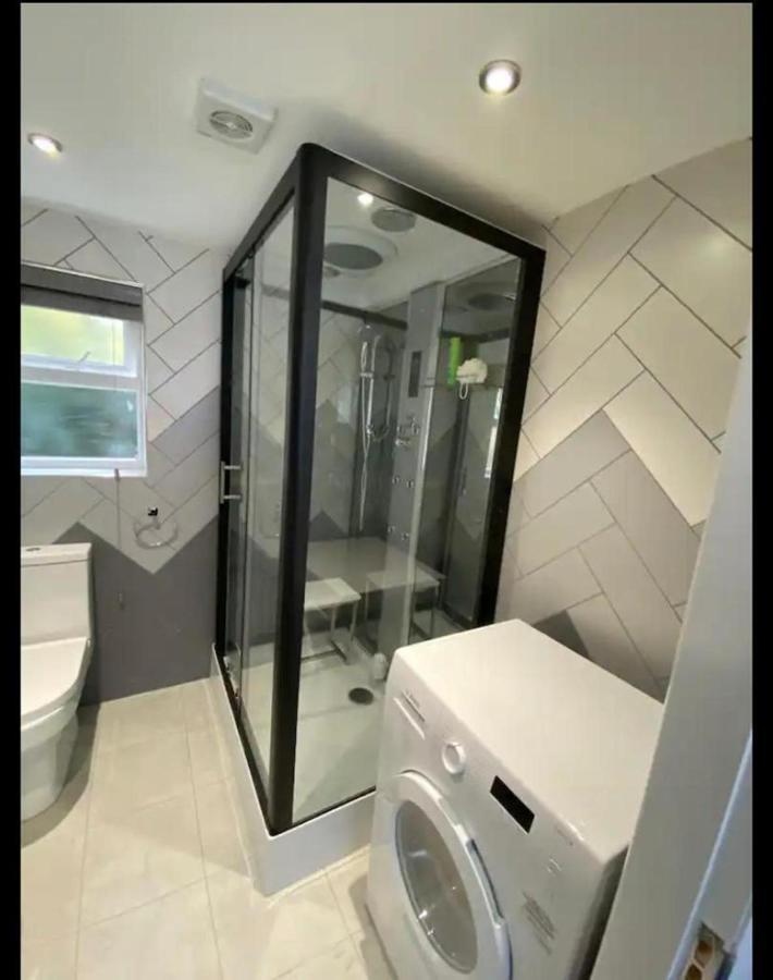 Studio - Stereo Shower Freeparking 5Min To Metro Appartement Manchester