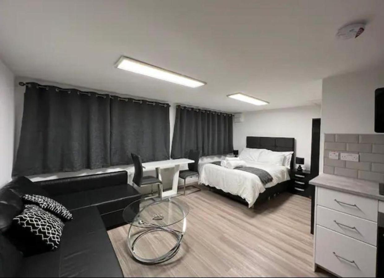 Studio - Stereo Shower Freeparking 5Min To Metro Appartement *