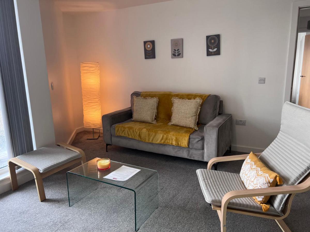 Luxury 2 Bed With Skyline Views. Appartement *