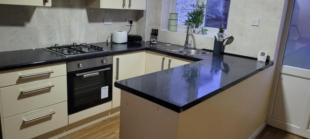 Holiday home Entire 2 Bedroom House - *