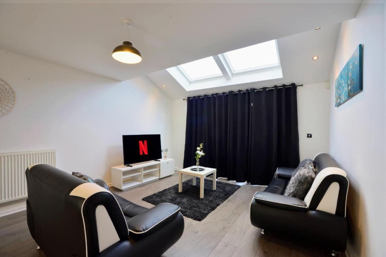 Family Friendly With Parking & Garden Gasthuis Manchester