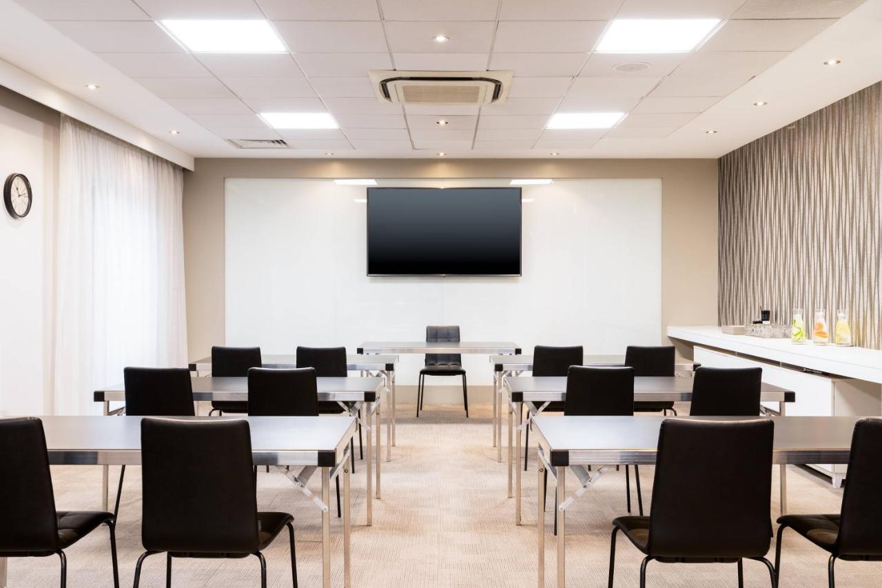 Hotel Ac By Marriott Salford Quays 4*
