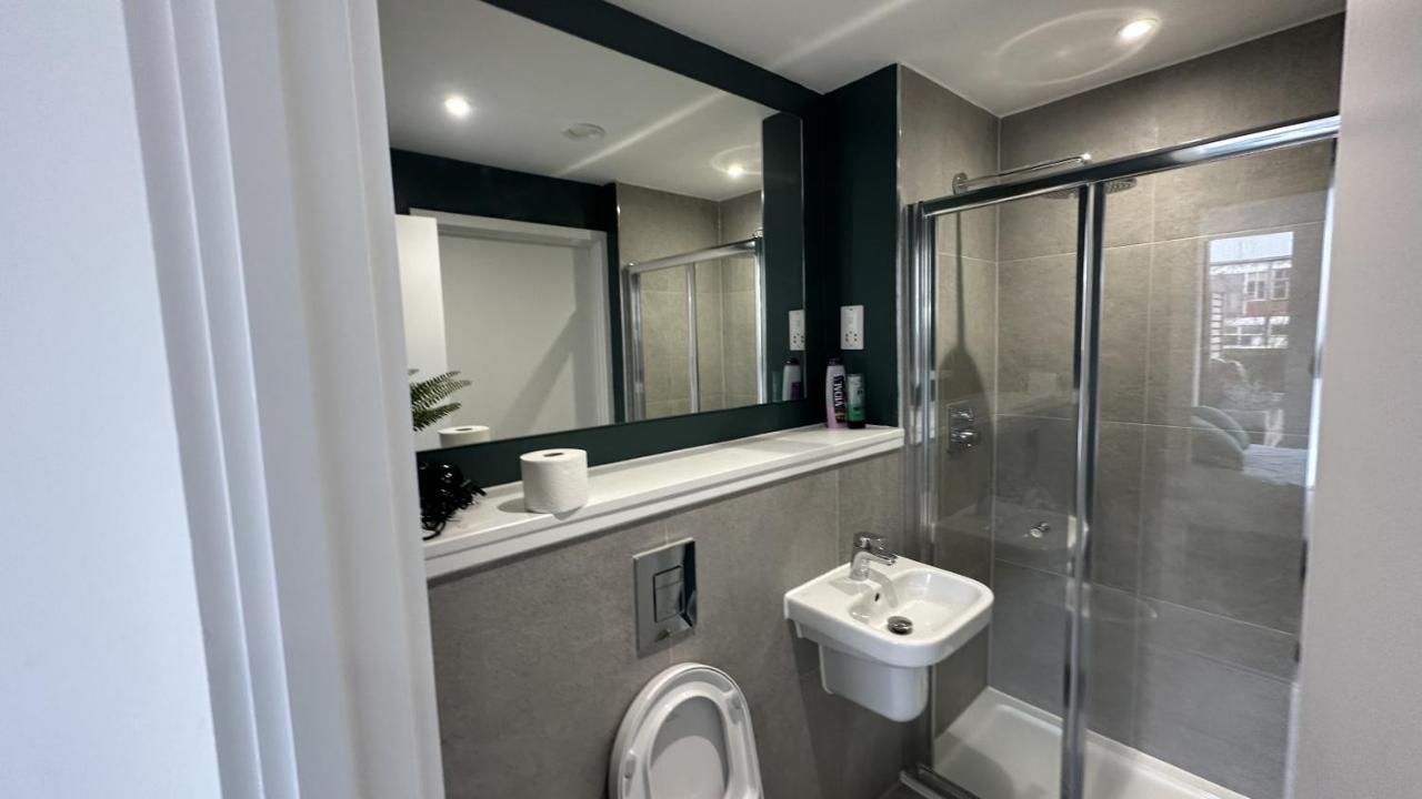 Lux Livin' - Luxury 2 Bed With Sky Garden