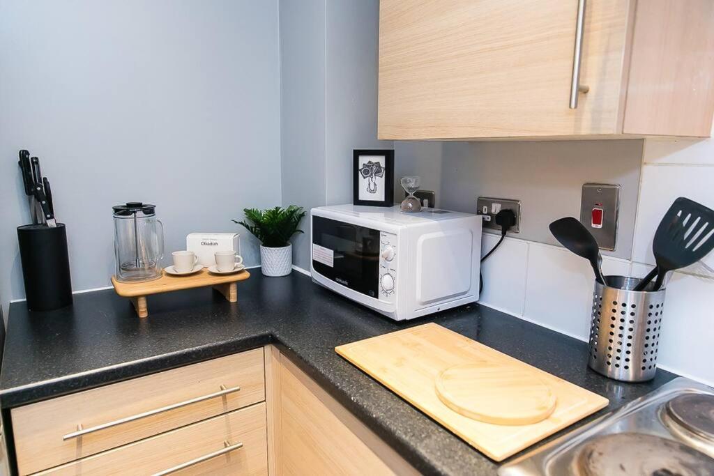 2 Bedroom Sleeps 6 Centre * Manchester
