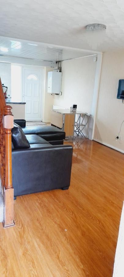 Entire 2 Bedroom House -