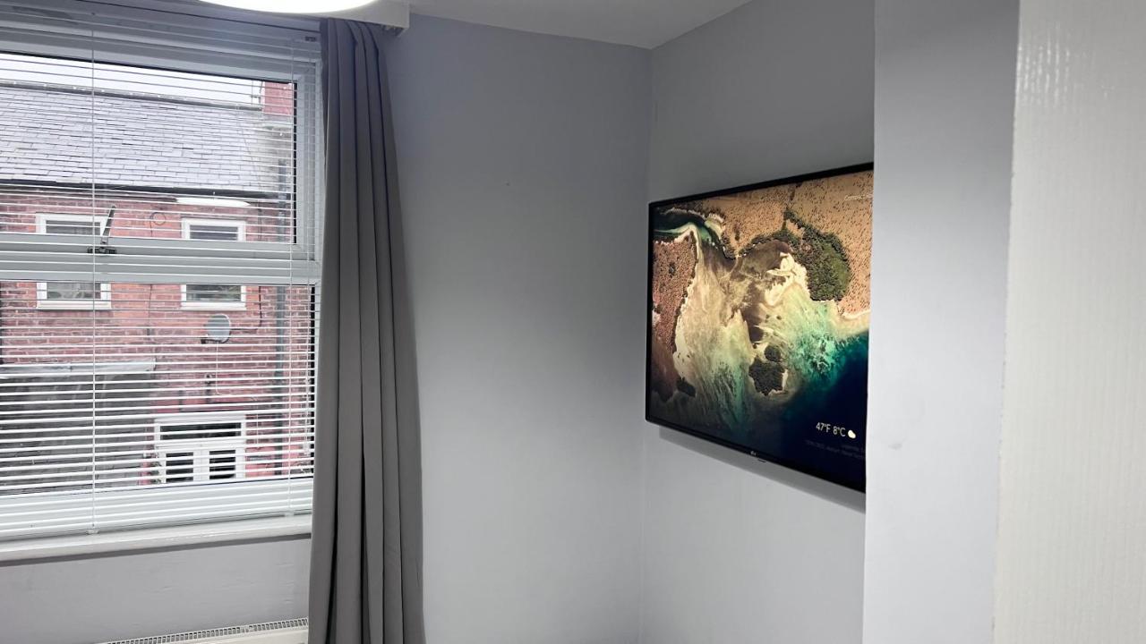 Large 4 Bedroom Townhouse With Free Parking Near Mcr Center Appartement *