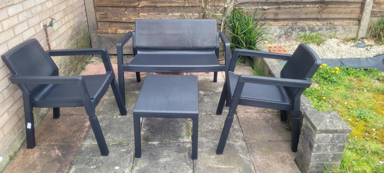 Holiday home Entire 2 Bedroom House - Manchester