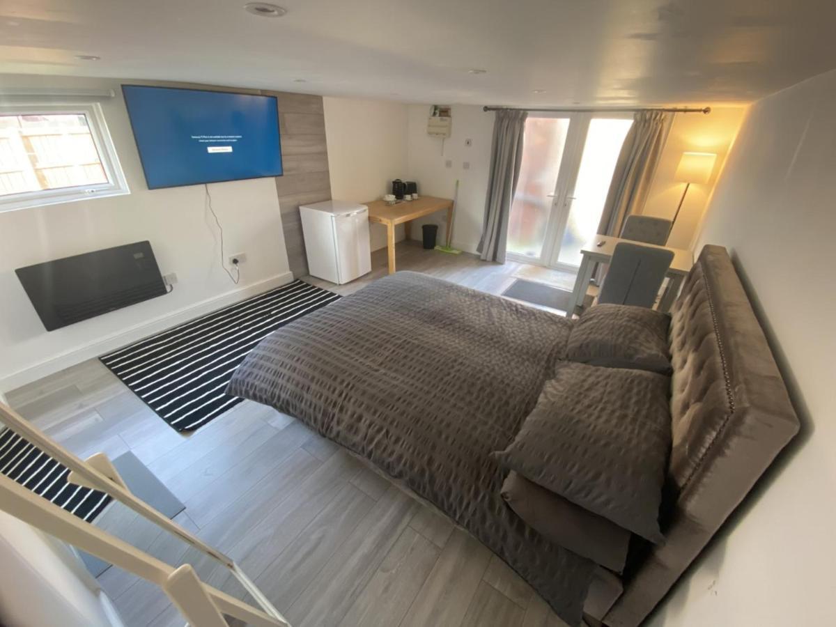 Modern With Private Entrance *
