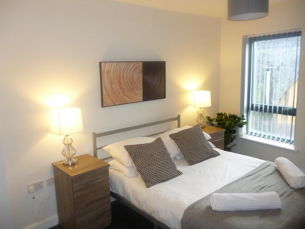 2 Bed Flat Near Deansgate Manchester