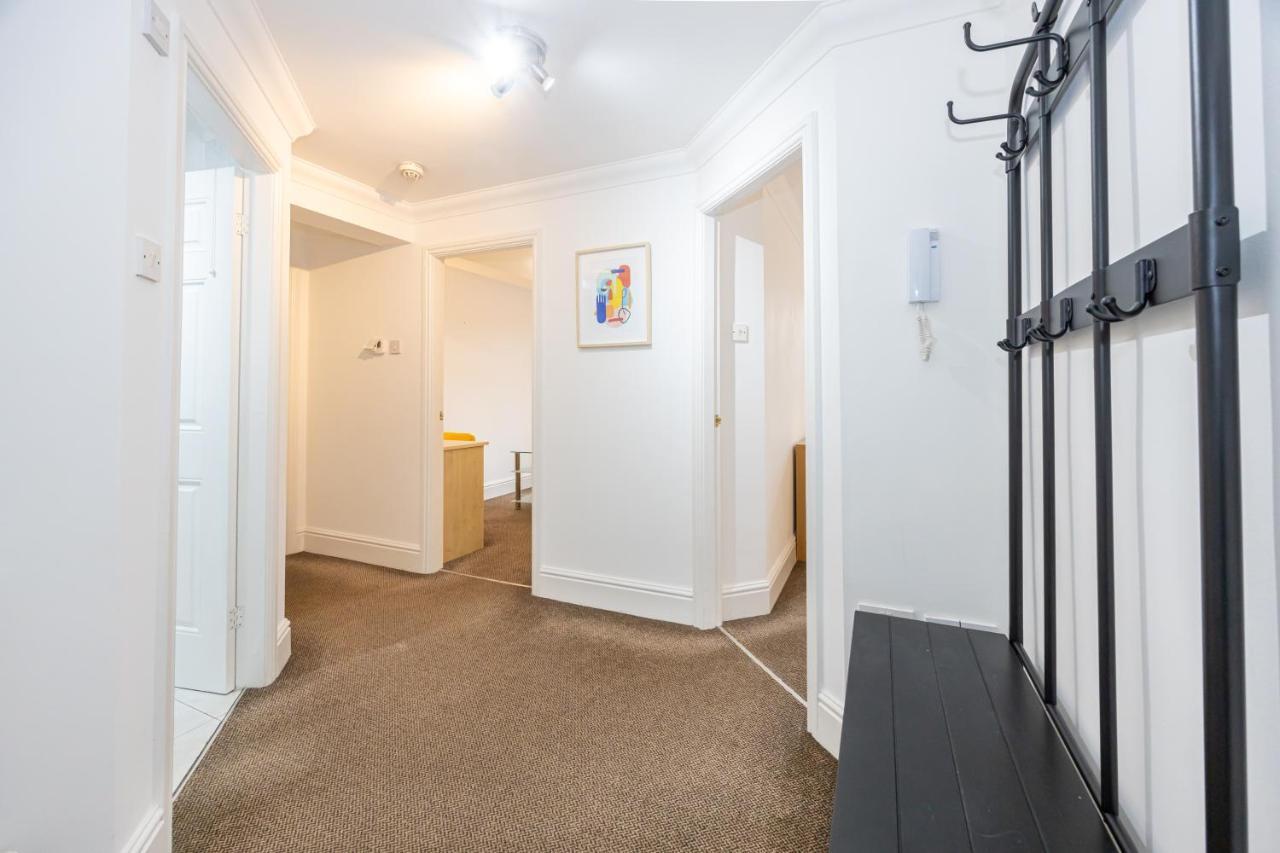 Apartment The Burton- Free Gated Parking
