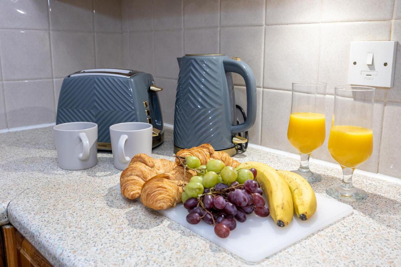 Apartment The Burton- Free Gated Parking Manchester