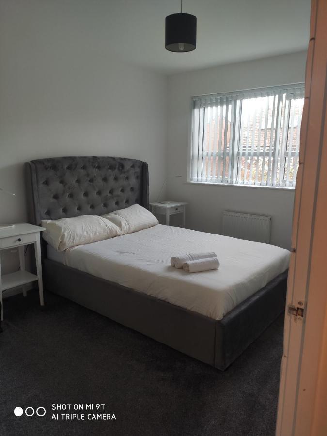 55 Kempster Gardens Apartment