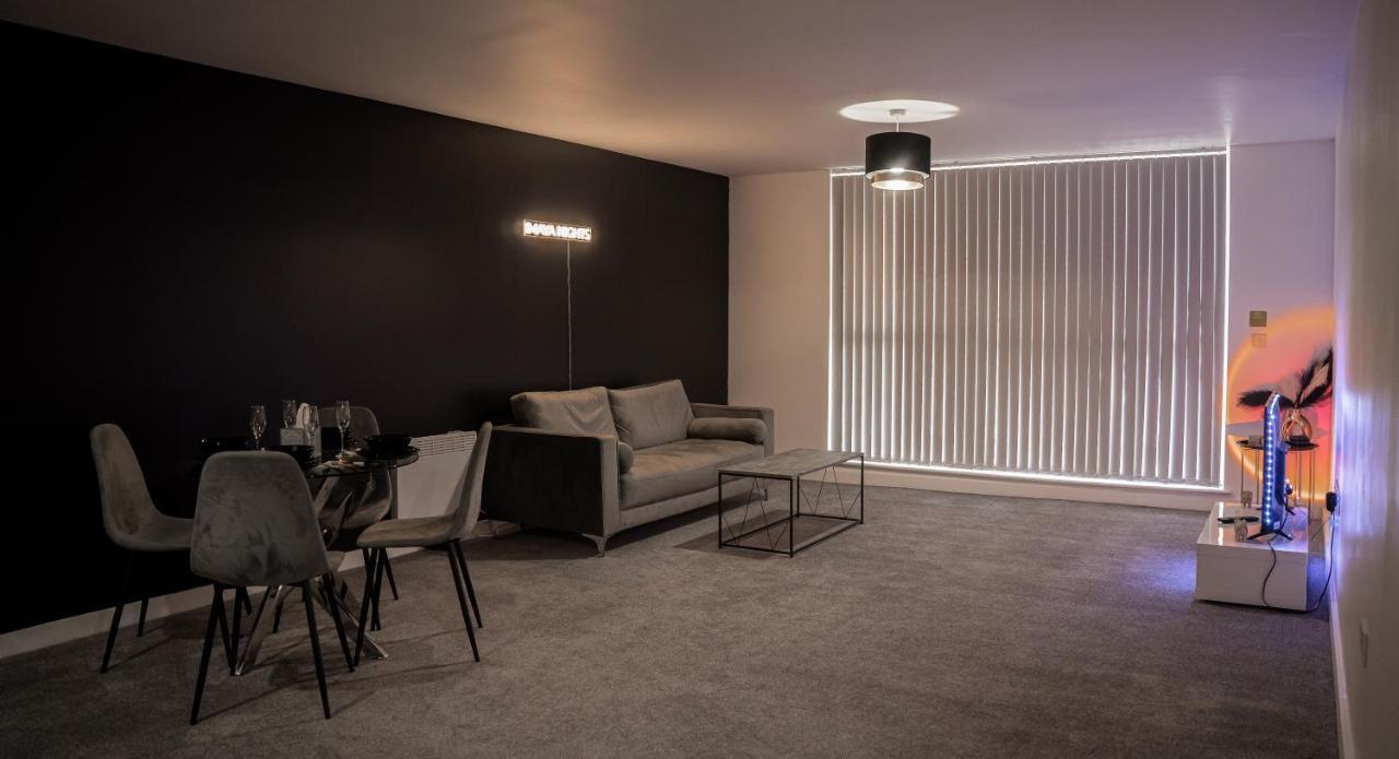 Apartment A Spacious 2 Bed With A River And Cascade View, Imaya Nights, M3 *