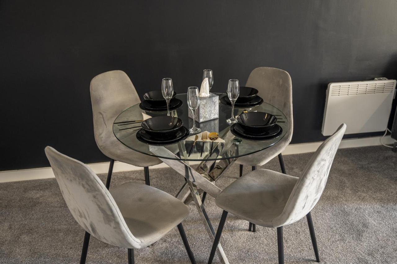 A Spacious 2 Bed With A River And Cascade View, Imaya Nights, M3 Apartment