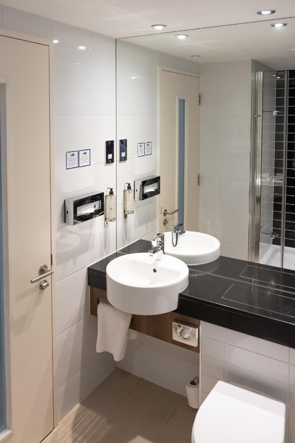 Holiday Express City Centre Arena By Ihg 3* Manchester