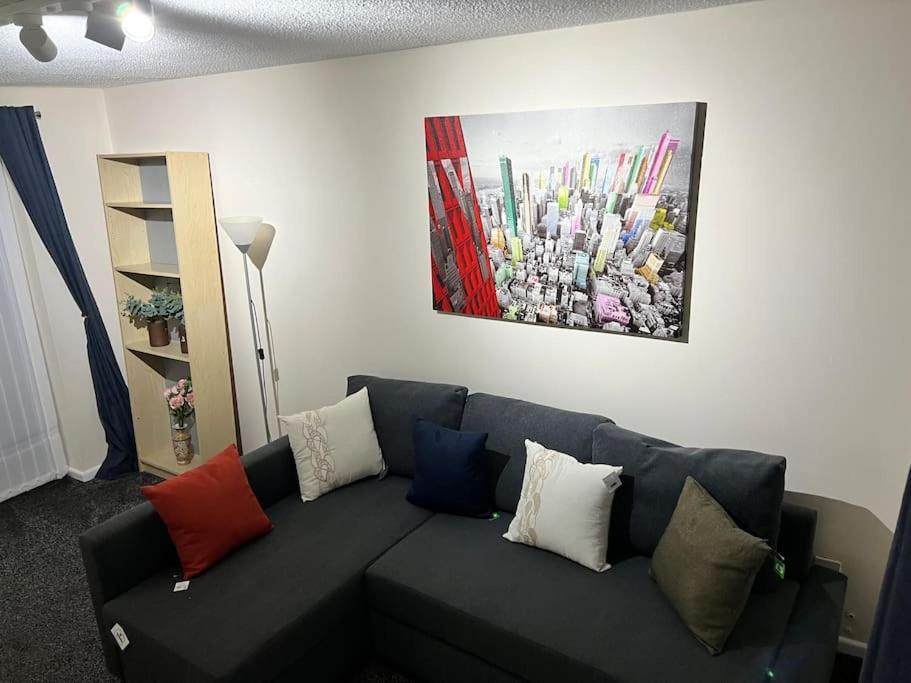 Apartment New Getaway - Free Gated Parking With Fob Manchester