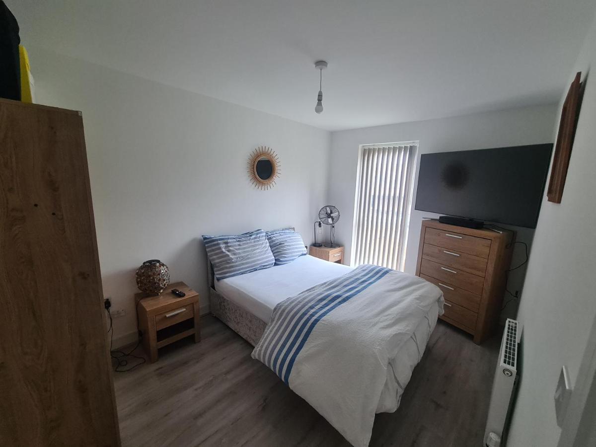 Lovely New In Close To Fc Apartment Manchester
