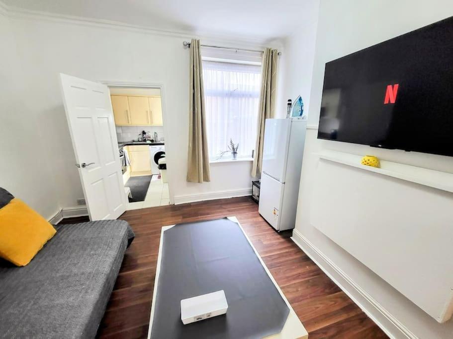 Apartment Comfortable House Near Etihad - Sleep Rest Manchester