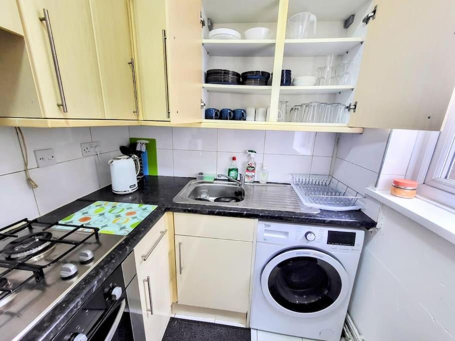 Comfortable House Near Etihad - Sleep Rest Manchester