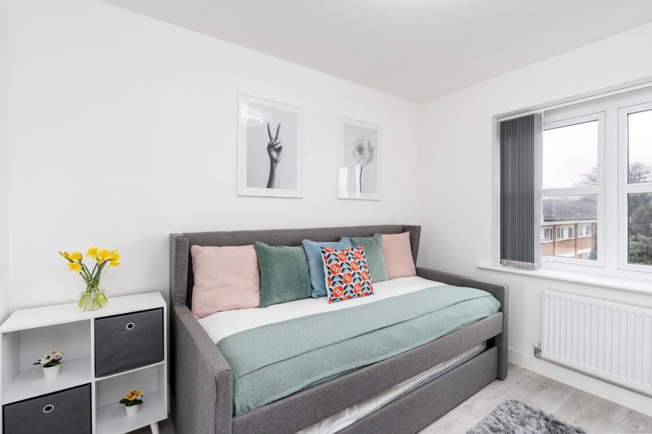 Walking Distance To City Centre, Close To Hospitals And Universities Holiday home Manchester