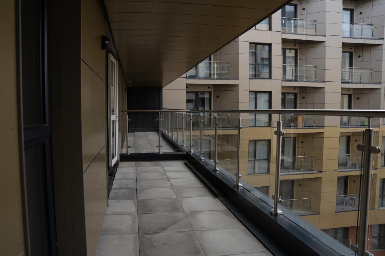 Apartment A Spacious 2 Bed With A River And Cascade View, Imaya Nights, M3 *