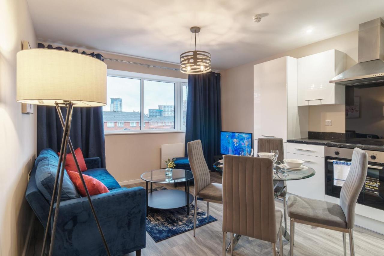 Contemporary 1 Bed Flat - Sleeps 3 Apartment *