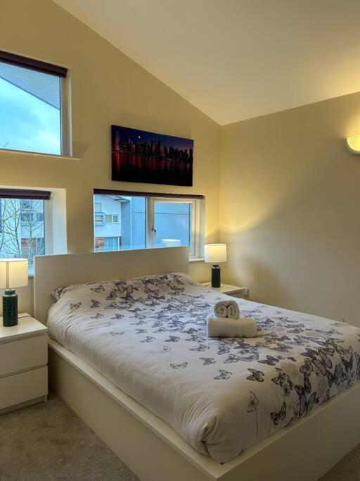 Vakantiehuis Cosy House Near Centre And Football Stadium