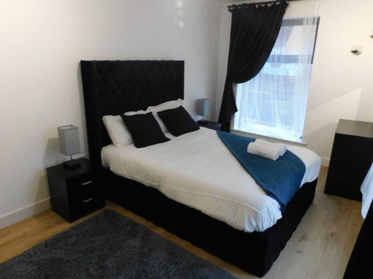 The Mcr - 2 Bed Modern Apartment *