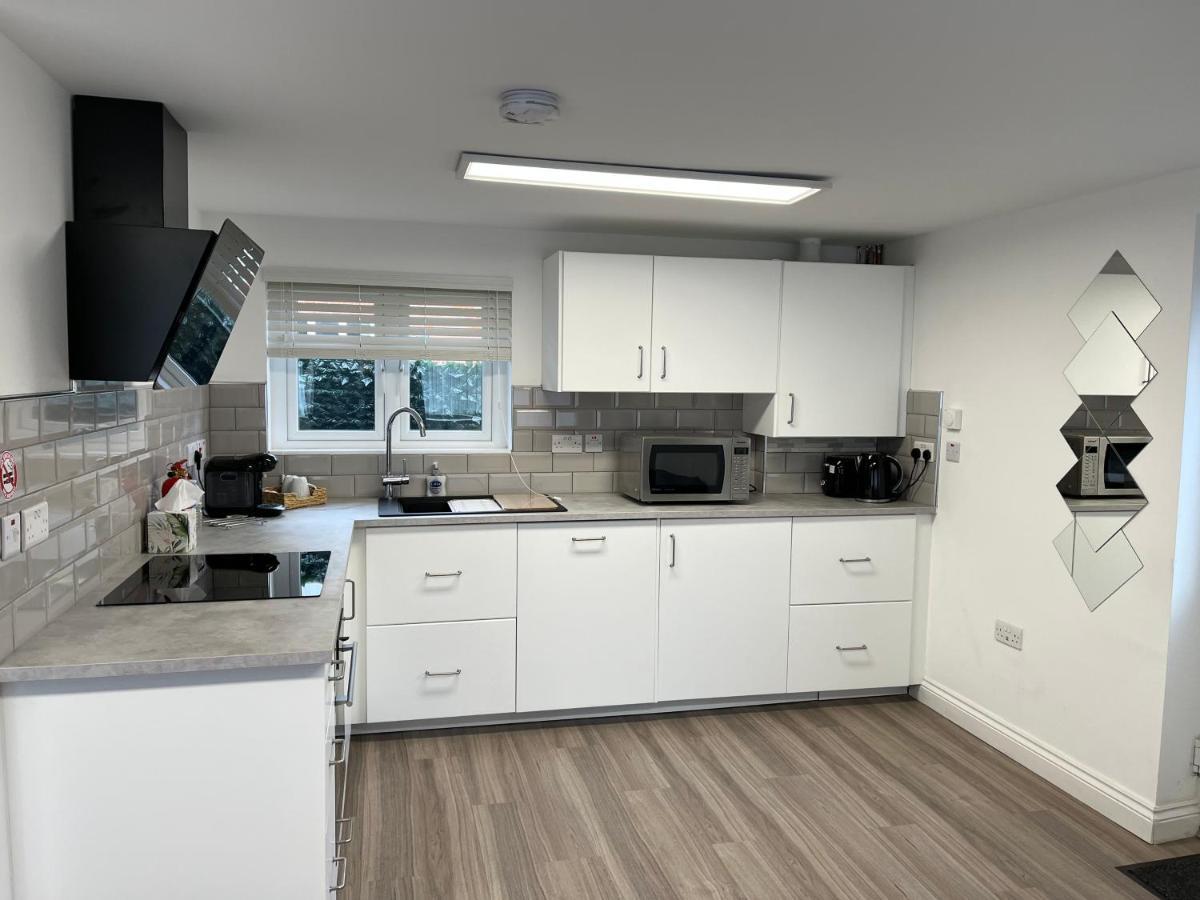 Appartement Studio - Stereo Shower Freeparking 5Min To Metro Manchester