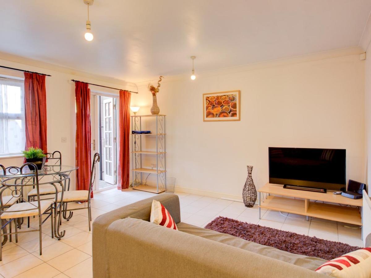 Pass The Keys Spacious For 2 Free Parking Appartement Manchester