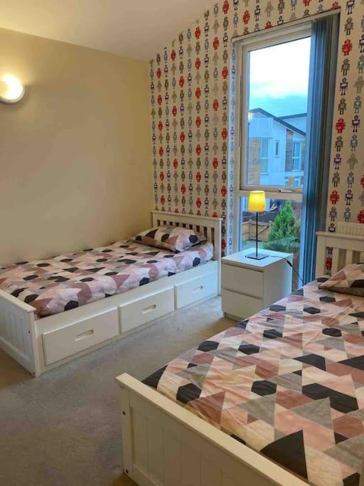 Cosy House Near Centre And Football Stadium Vakantiehuis *