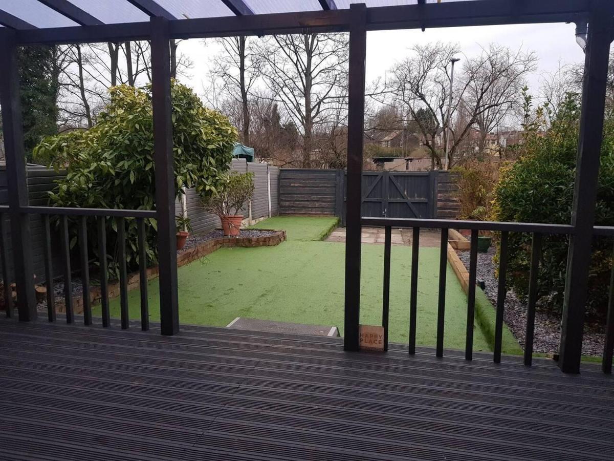 Bright 4-bed House 15 Min To Centre *