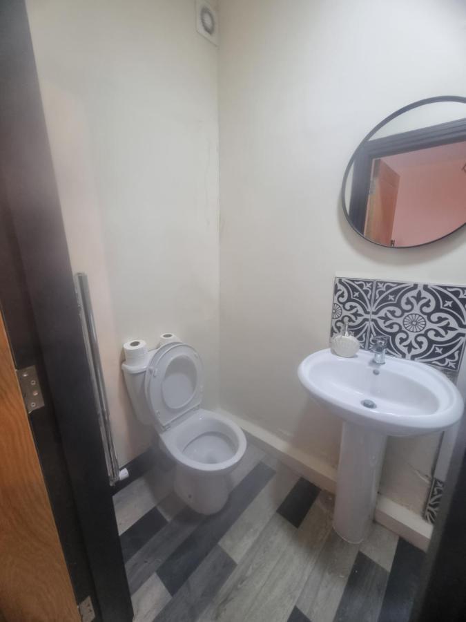 Apartment Studio 7 In Levenshulme Manchester
