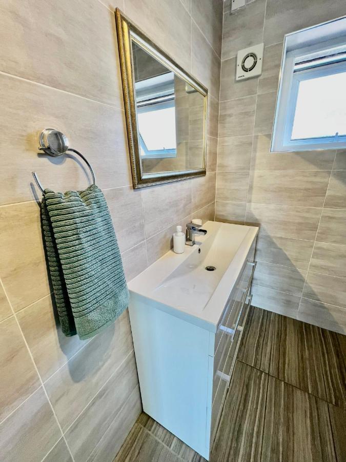 Bea Allenby Walk Homestay