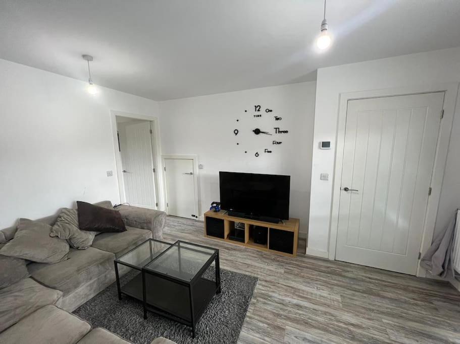 Two Bed In Manchester, Etihad Clayton