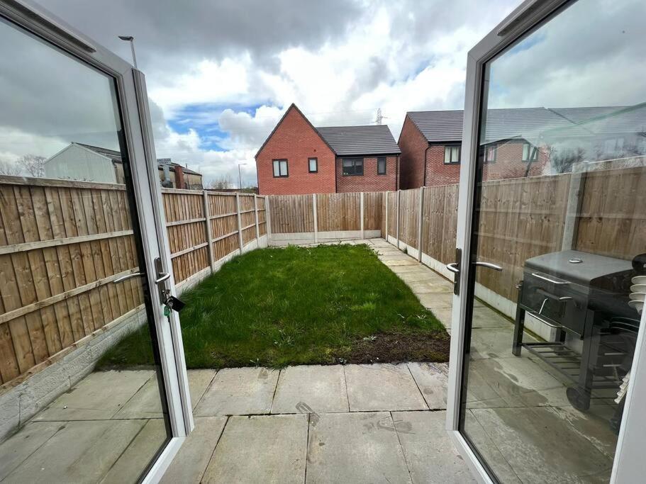 Vakantiehuis Two Bed In Manchester, Etihad Clayton Manchester