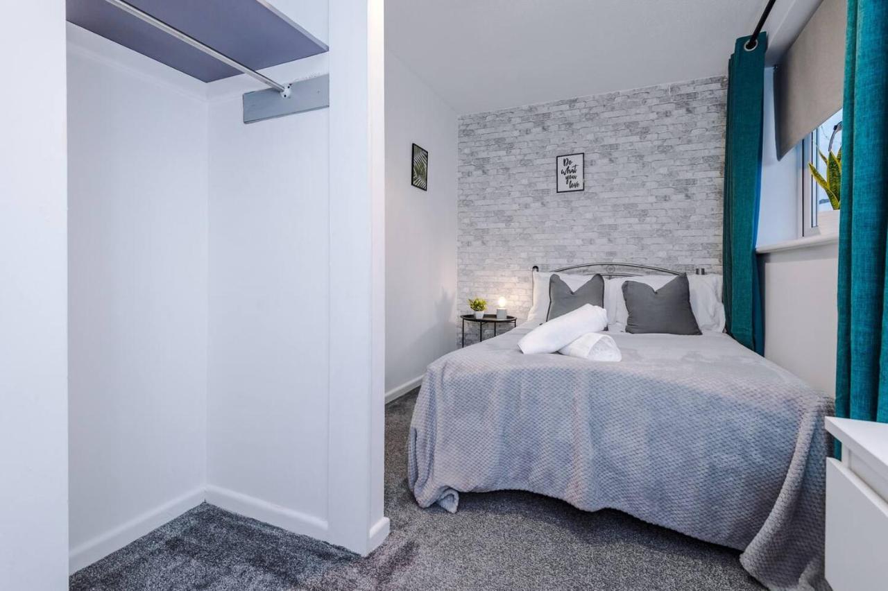 Vakantiehuis Stylish & Modern 2 Bed Close To Salford Quays