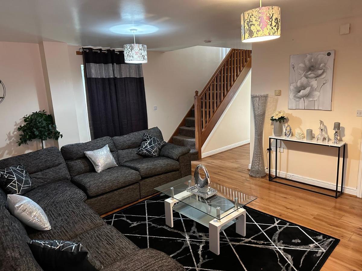 Zenith Apartment *