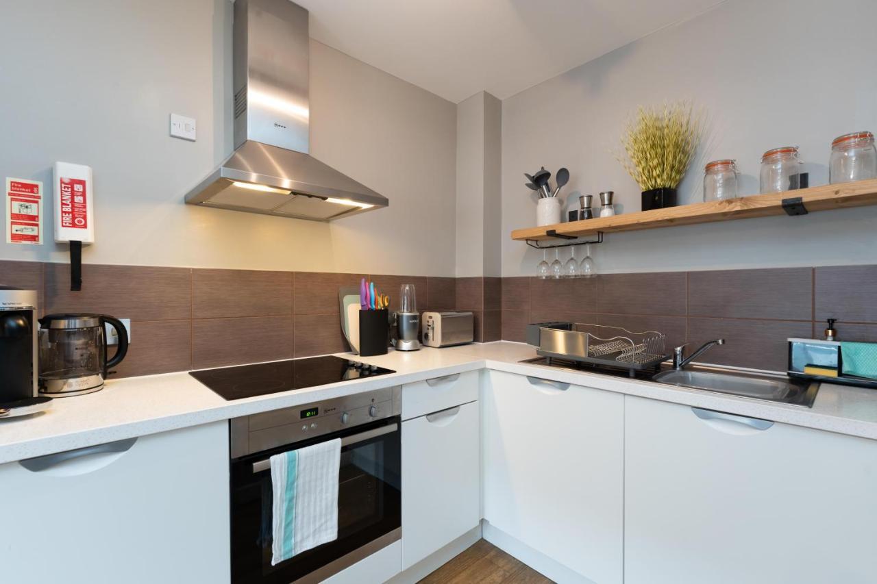 High Street Town House *